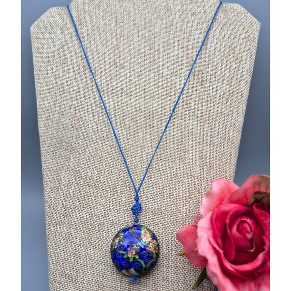 Beautiful Blue Long Cord Pendant Necklace Round Floral Chinese Cloisonne 32" - Picture 1 of 6